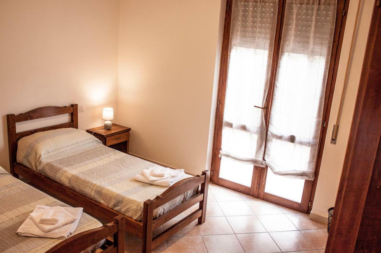 Nonna Defenza Apartman Teulada Kültér fotó